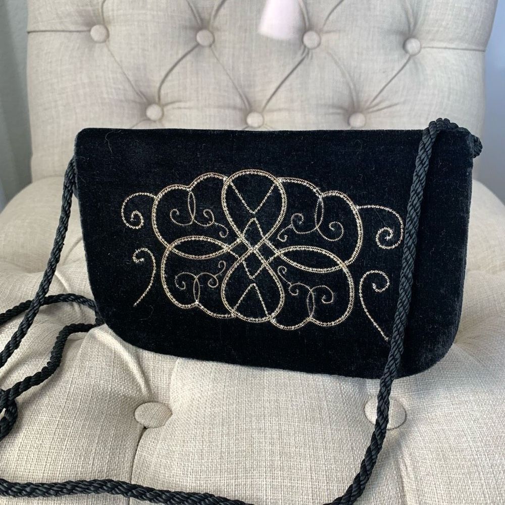 Vintage velour gold black flap top crossbody purse clutch